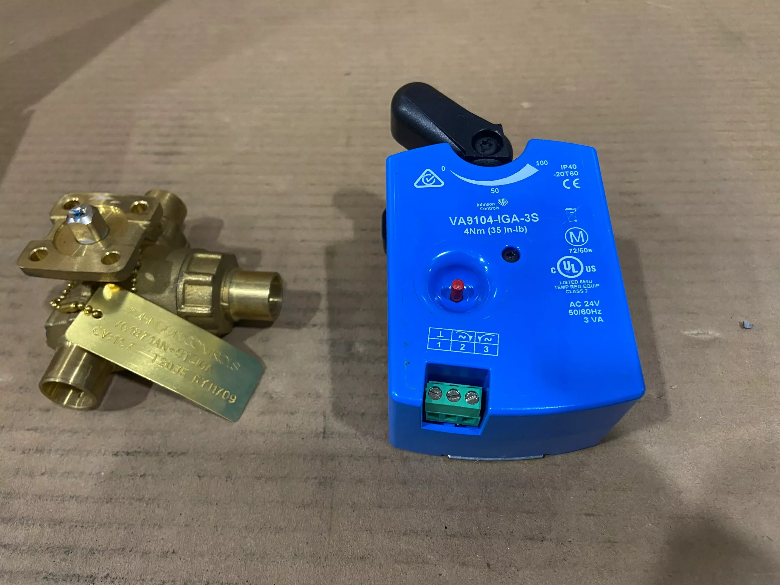 1/2" 3-Way Ball Valve with Non-Spring Return Actuator