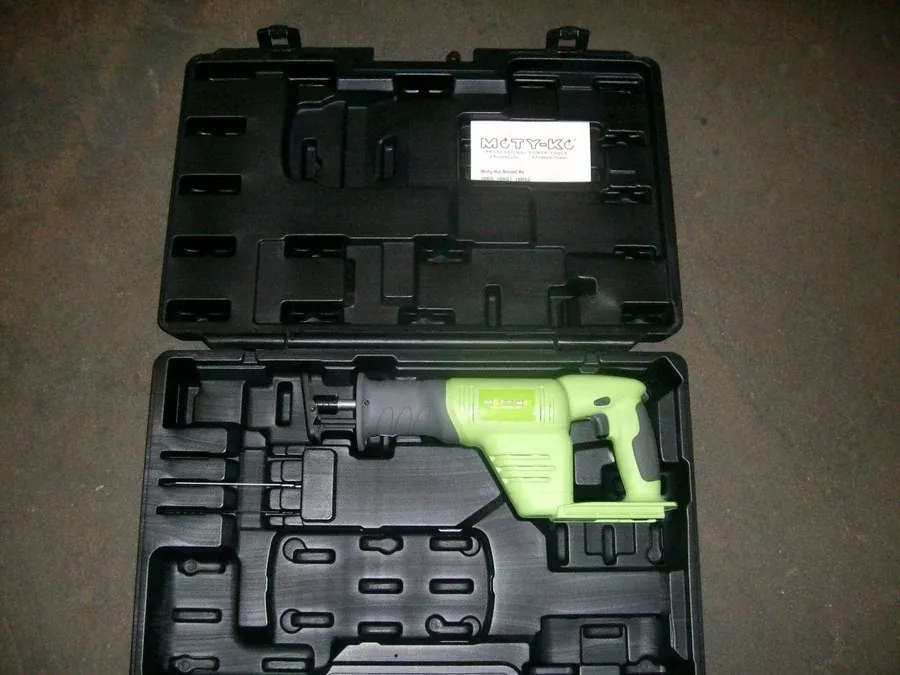 18 Volt Heavy Duty Cordless Reciprocating Saw, Less Battery And Charger