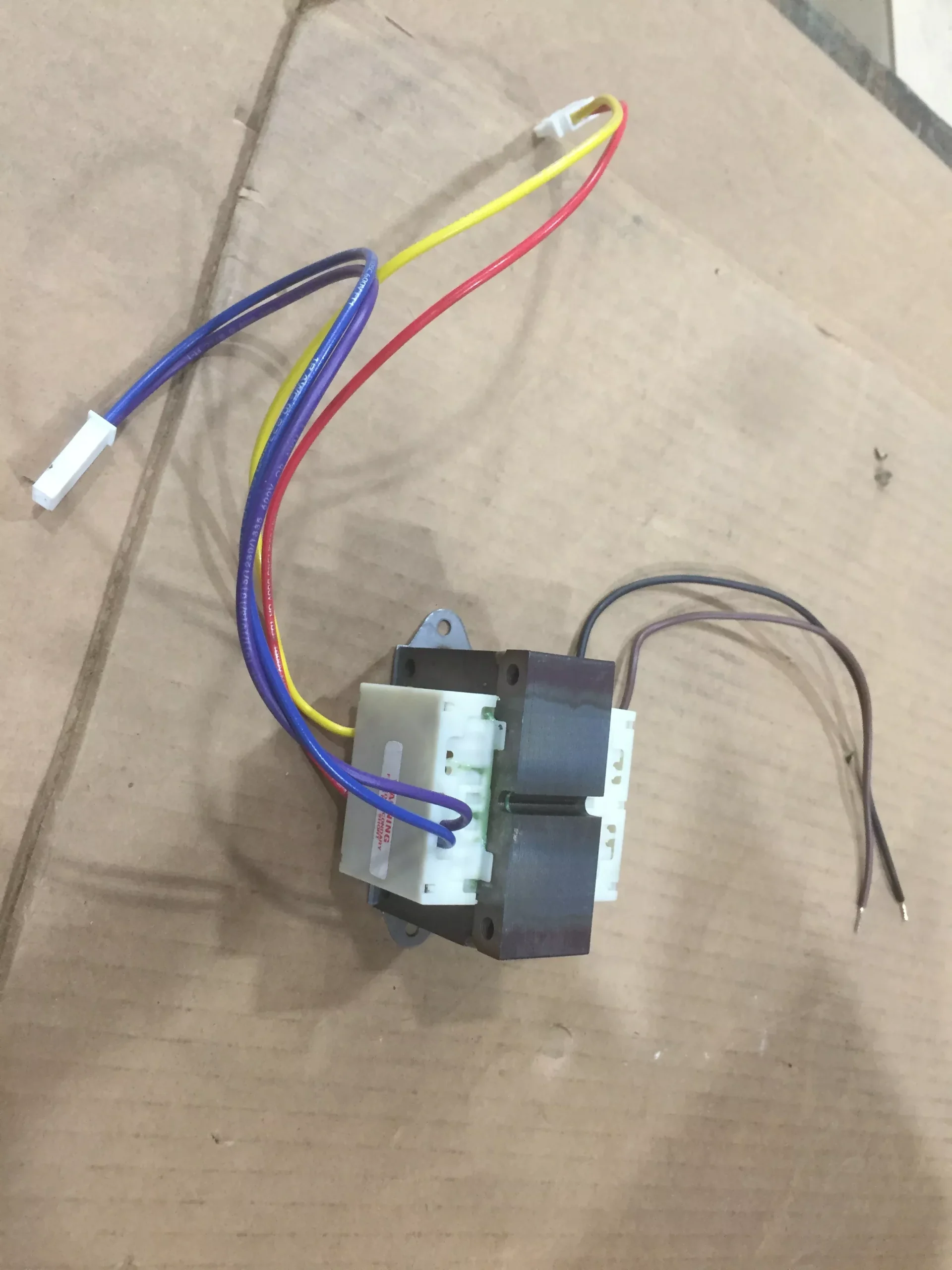 25 Va Transformer 575 Volts