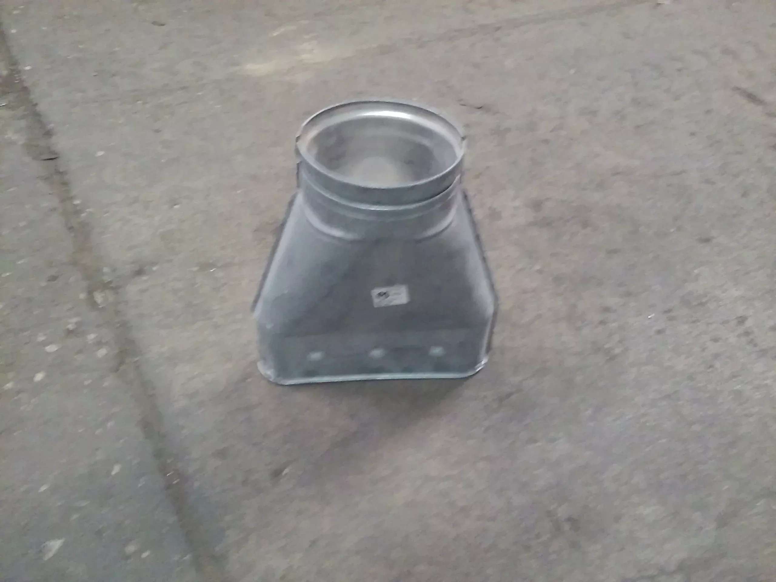 5" TYPE B GAS VENT ROUND TO OVAL ADAPTER