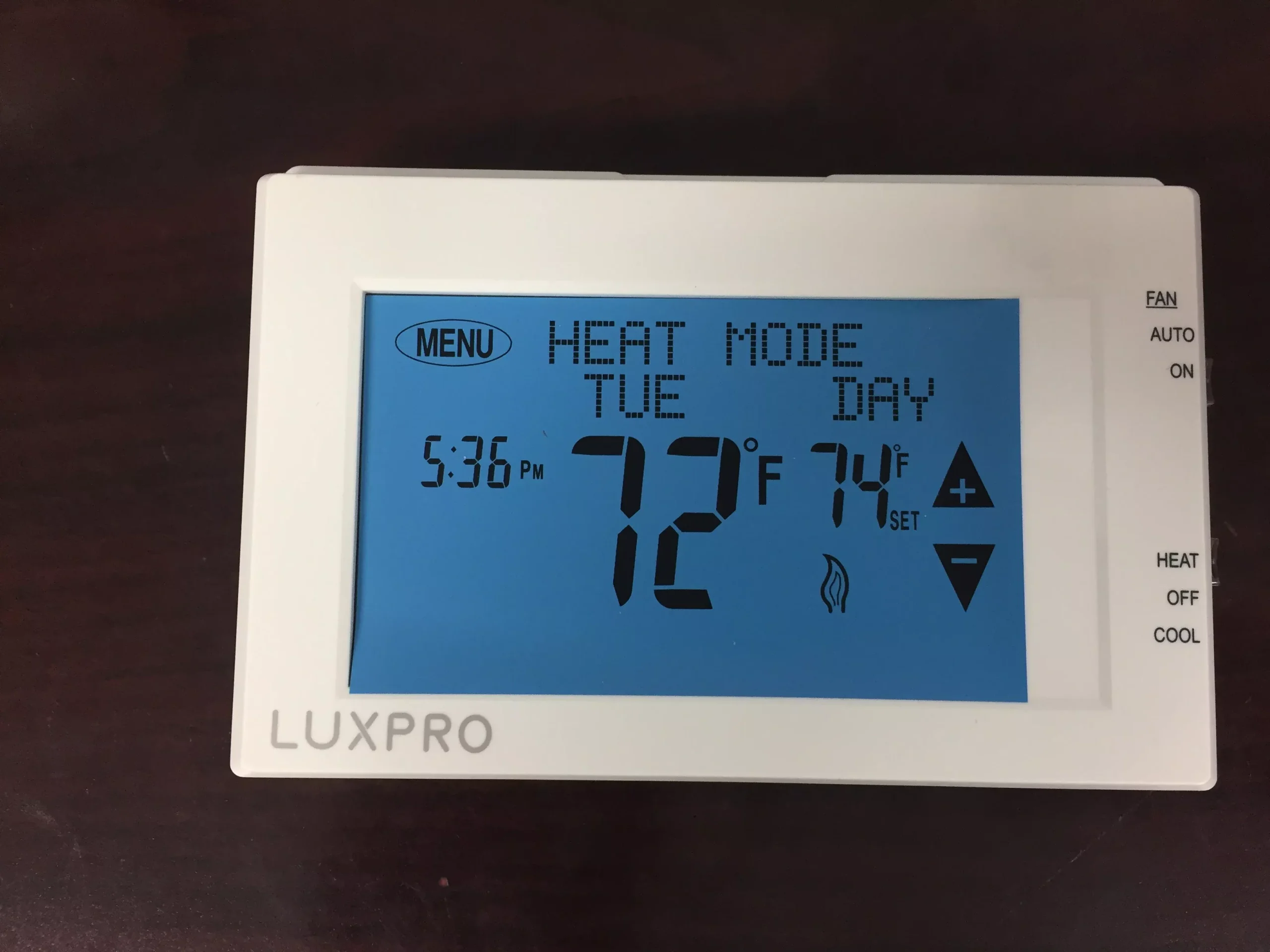 7 Day 2H/1C Programmable/Non-Programmable Touchscreen Thermostat
