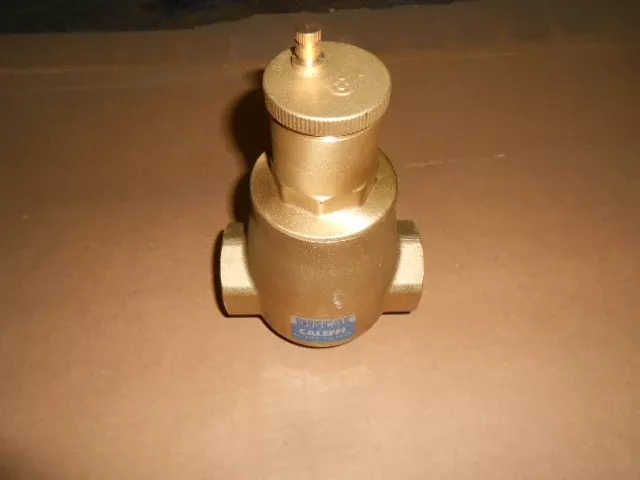 AIR SEPARATOR 1-1/2"NPT