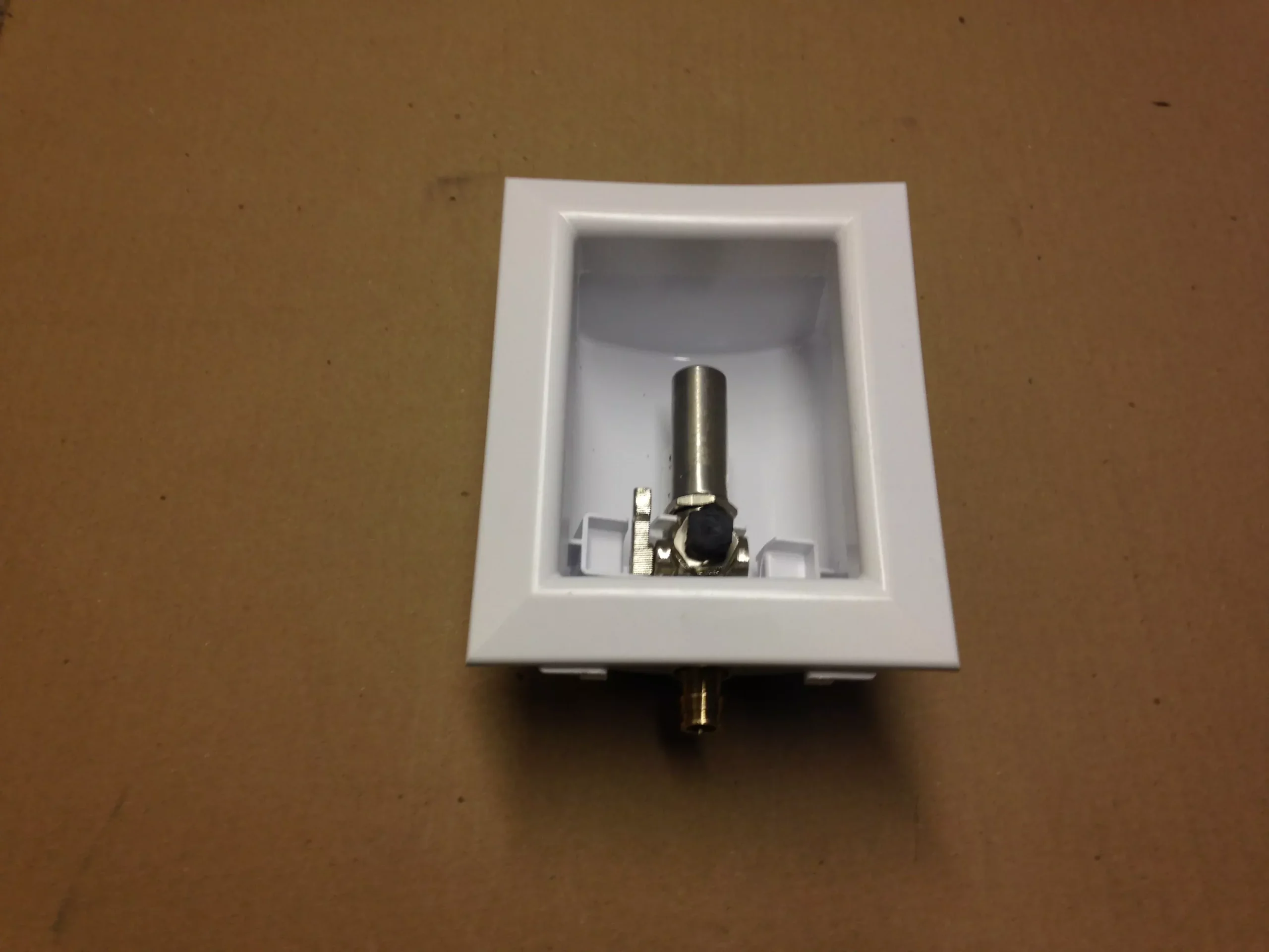 Fire Rated Oxbox Ice Maker Outlet Box w/Water Hammer Arrestor, 1/2" Propex