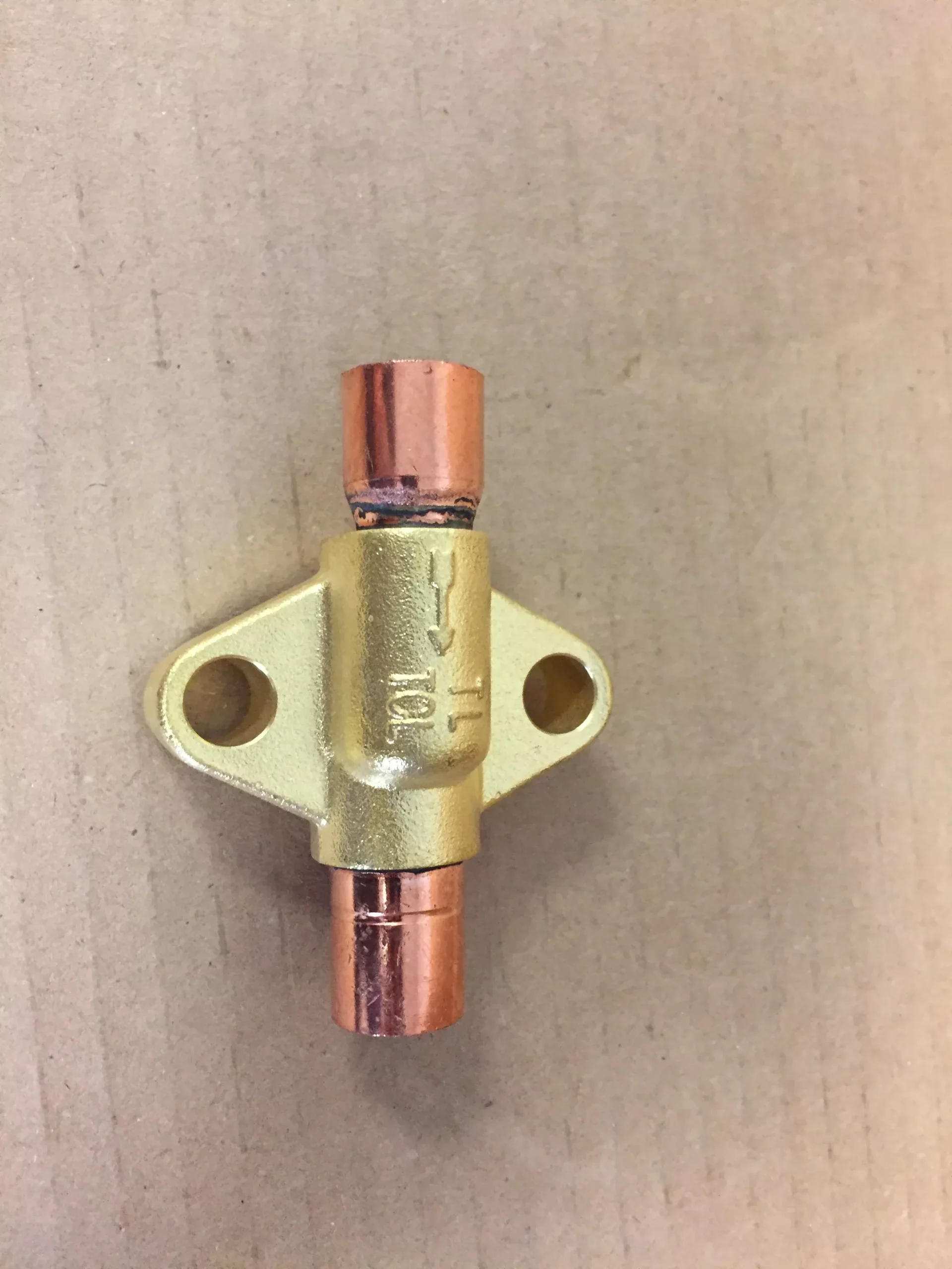 Flange, Straight-Thru Valve, 5/8"ODF X 5/8"ODF