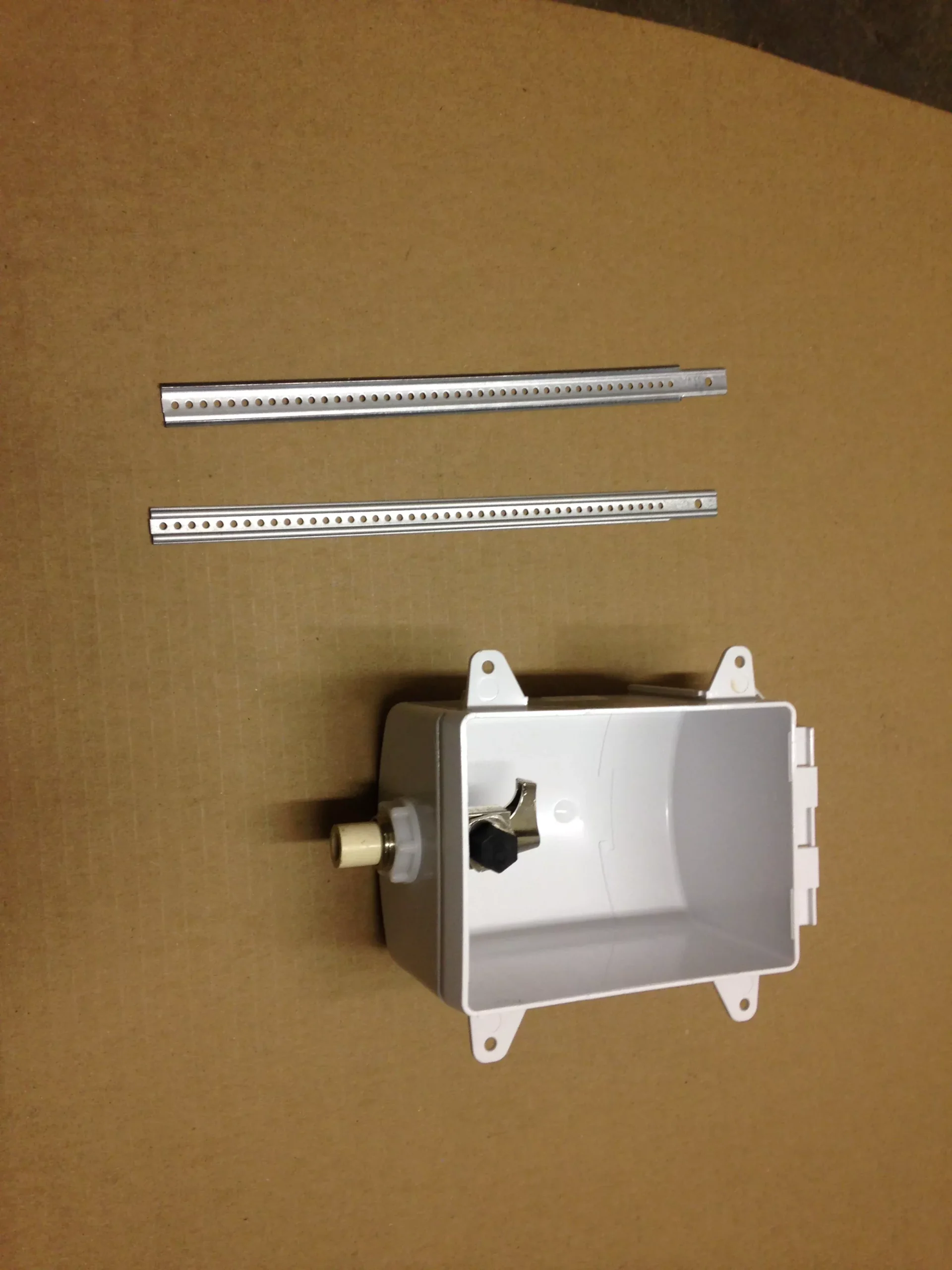 Oxbox Ice Maker Outlet Box