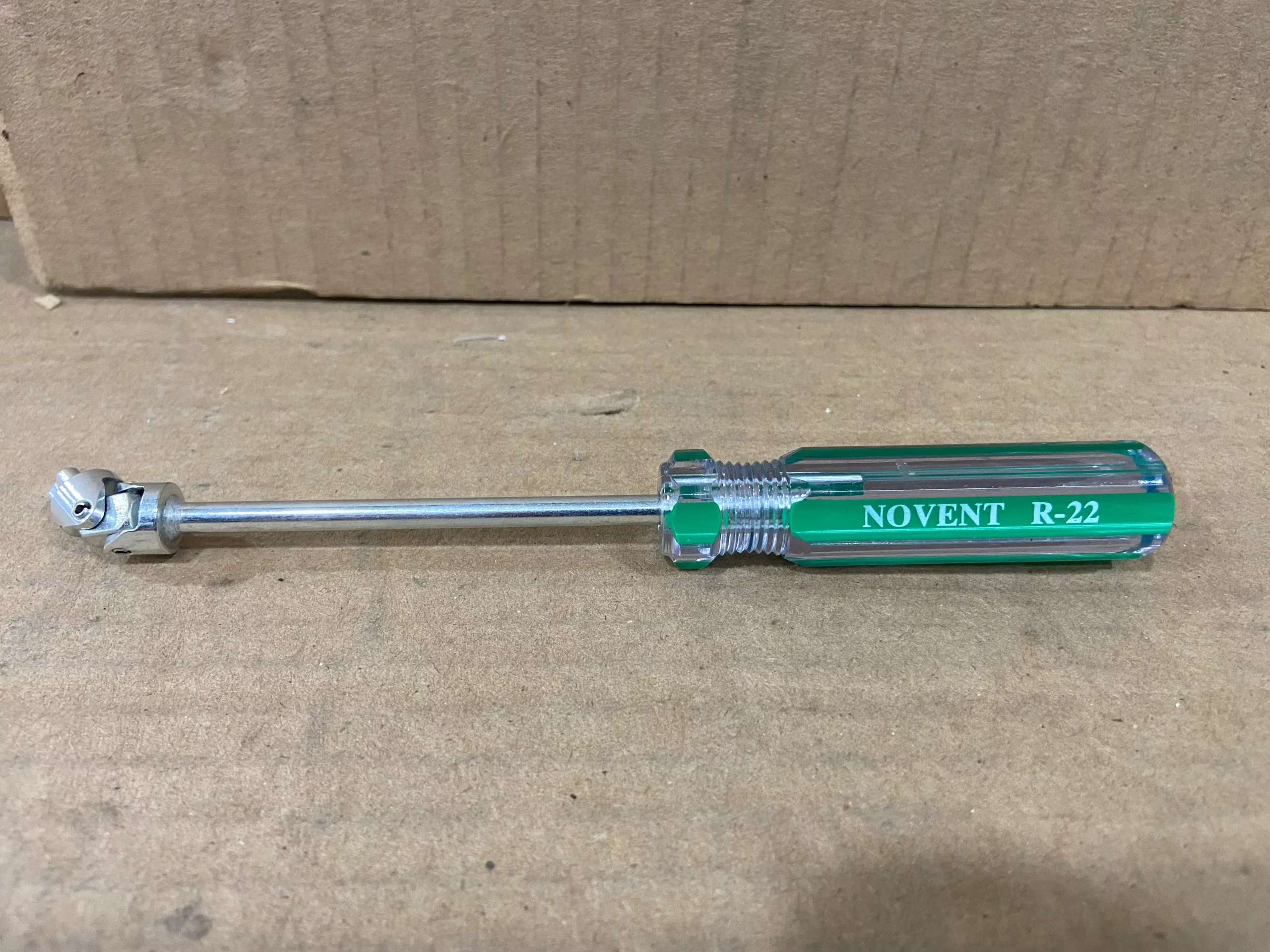 Screwdriver Key for R-22 and Universal Cap