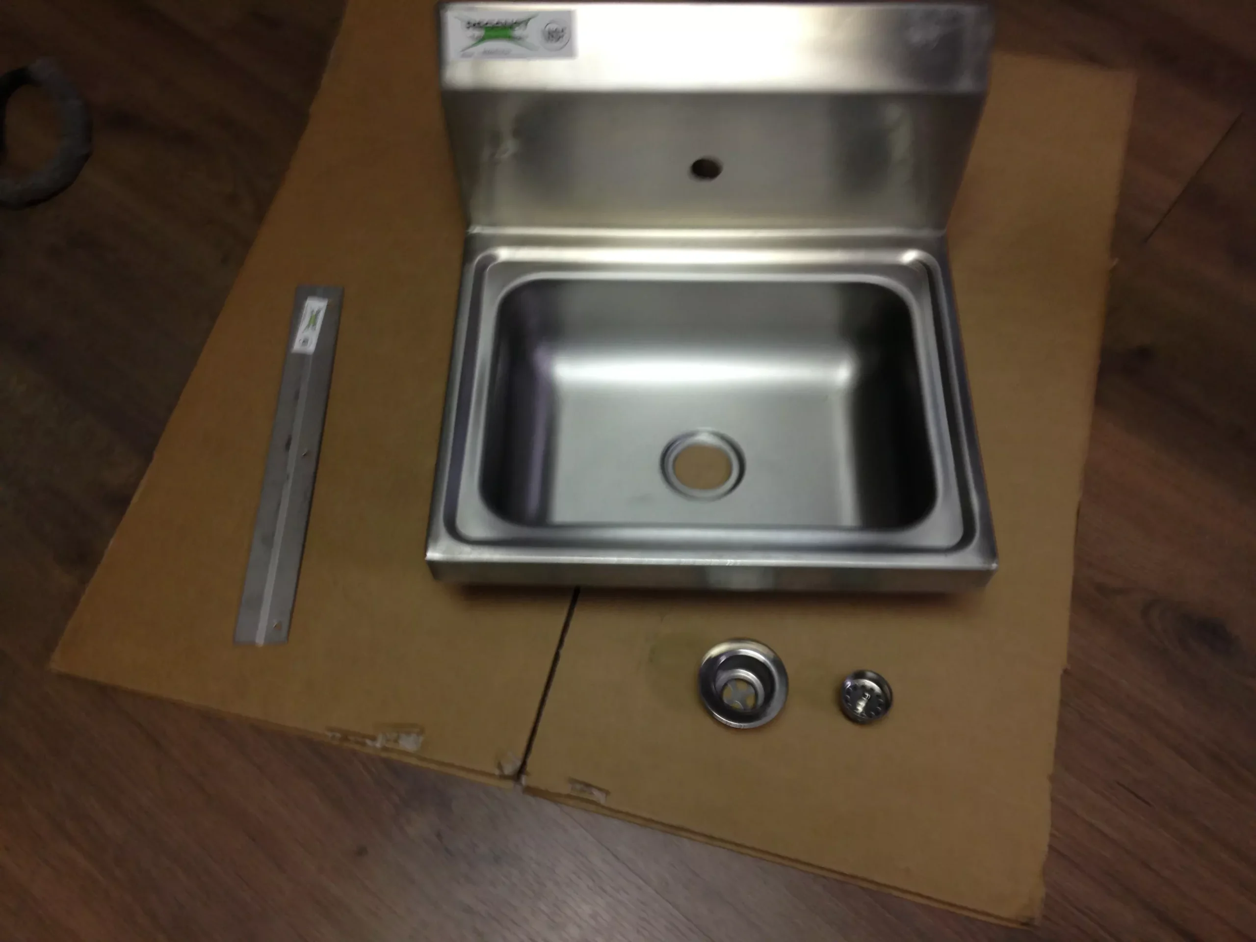 Wall Mounted Hand Sink